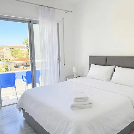 Sea View 108